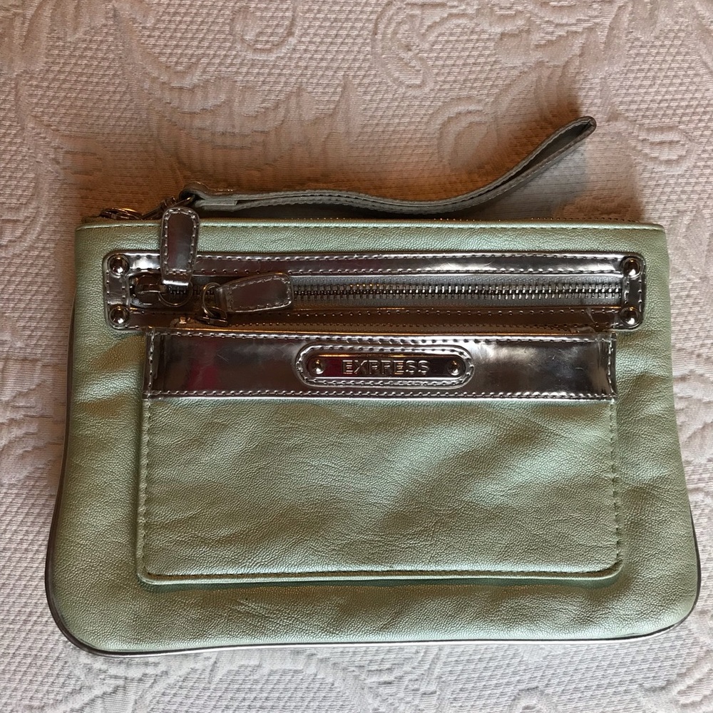 Express Clutch Bag